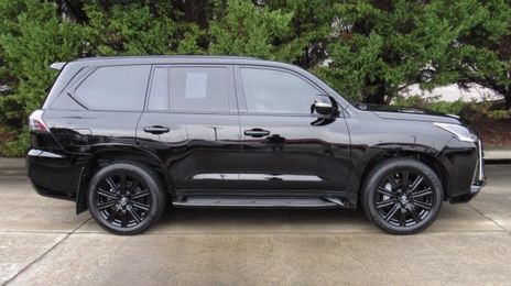 Lexus LX • 2020 • 4,245 km