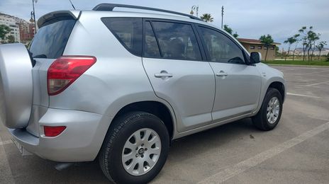 Toyota RAV4 • 2007 • 340,000 km