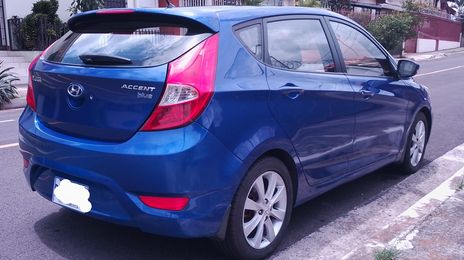 Hyundai Accent • 2012 • 174,000 km