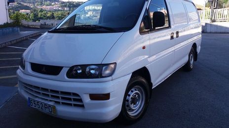 Mitsubishi Lancer • 2000 • 200,000 km