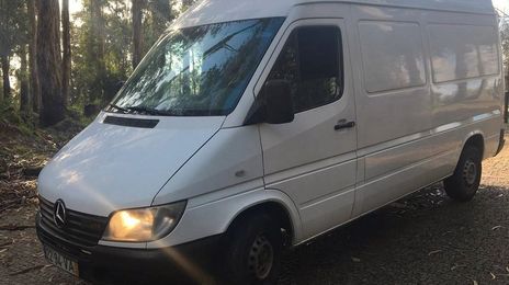 Mercedes-Benz Sprinter • 2003 • 200,000 km