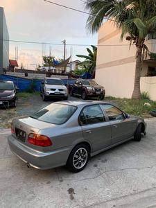 Honda Civic • 1999 • 250,000 km