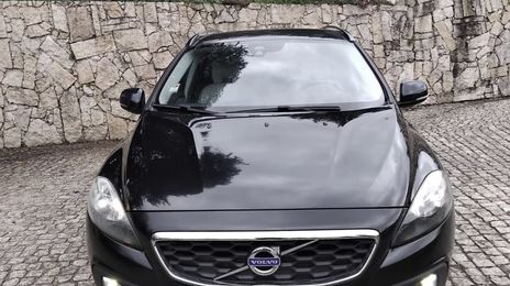 Volvo V40 • 2014 • 149,000 km