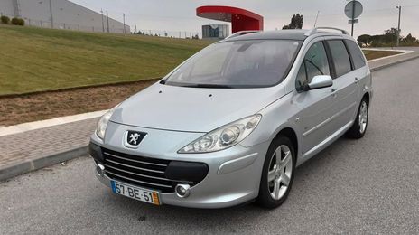 Peugeot 4007 • 2006 • 180,000 km