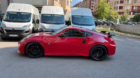 Nissan 370z • 2016 • 80,000 km