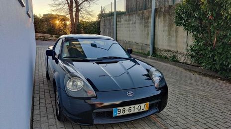 Toyota MR2 • 2000 • 188,000 km