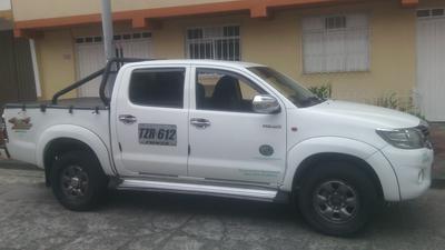Toyota Hilux • 2013 • 165,000 km