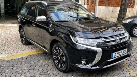 Mitsubishi Outlander • 2015 • 67,000 km