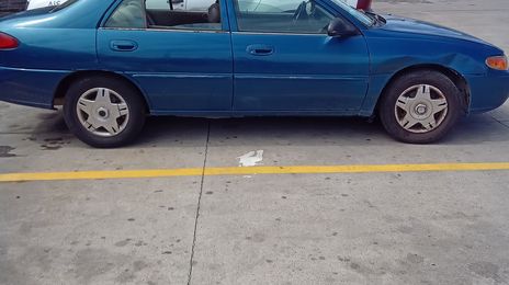 Ford Escort • 1998 • 240,000 km