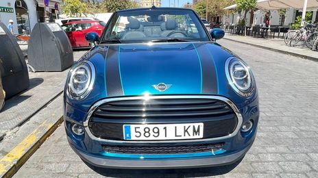 MINI Cooper Cabrio • 2020 • 18,000 km