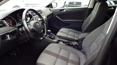 Volkswagen Jetta • 2017 • 66,376 km