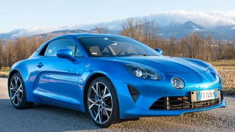 Renault Mégane • 2018 • 32,000 km