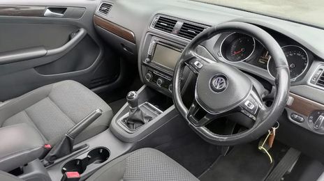 Volkswagen Jetta • 2015 • 165,000 km