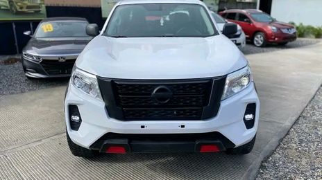 Nissan Frontier • 2017 • 50,000 km
