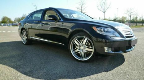 Lexus LS • 2011 • 128,000 km