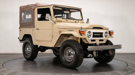 Toyota Land Cruiser • 1976 • 59,000 km