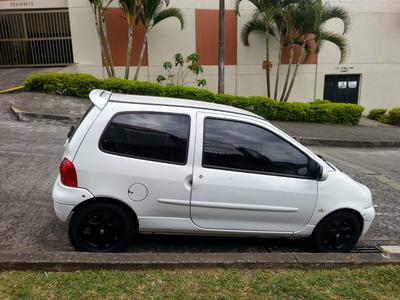 Renault Twingo • 2008 • 1,930,000 km