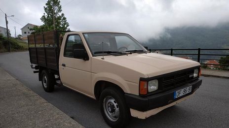 Nissan Pickup • 1996 • 190,000 km