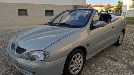 Renault Mégane • 1999 • 146,000 km