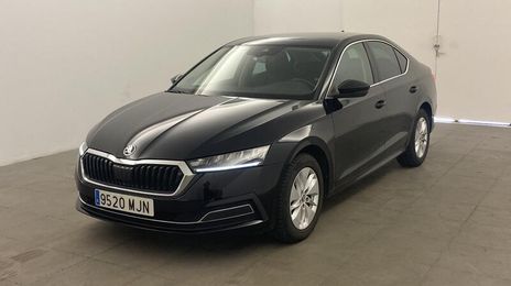 Škoda Octavia • 2023 • 78,186 km