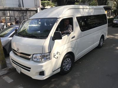 Toyota Hiace • 2013 • 143,000 km