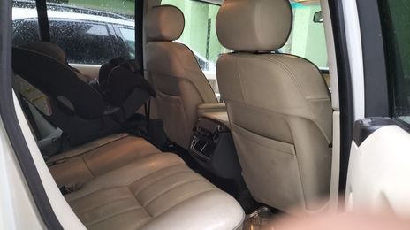 Land Rover Range Rover • 2006 • 120,000 km