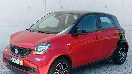 Smart Forfour • 2016 • 80,000 km