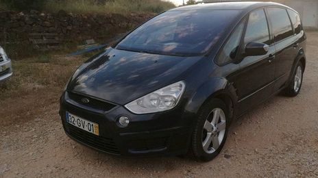 Ford S-Max • 2008 • 180,000 km