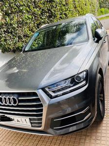 Audi Q7 • 2017 • 50,000 km