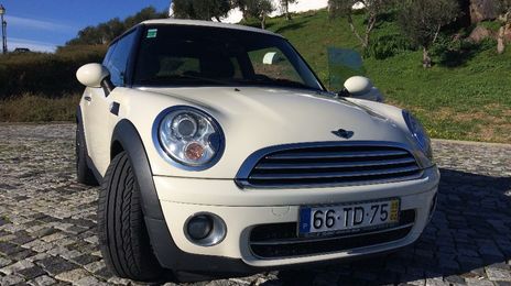 MINI Cooper • 2009 • 61,580 km