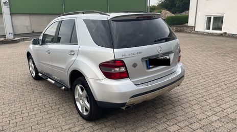 Mercedes-Benz ML 400 • 2006 • 198,000 km