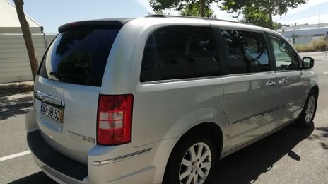 Chrysler Grand Voyager • 2010 • 265,000 km