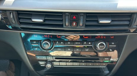 BMW X5 • 2018 • 135,000 km