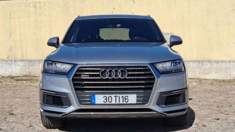 Audi Q7 • 2017 • 133,000 km