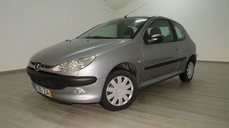 Peugeot 206 • 2004 • 100,000 km
