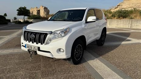 Toyota Land Cruiser • 2016 • 290,000 km