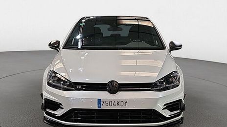 Volkswagen Golf • 2017 • 122,209 km
