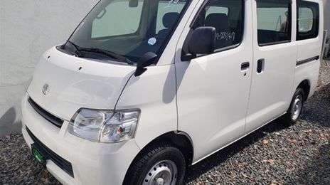 Toyota Hiace Van • 2012 • 21 km