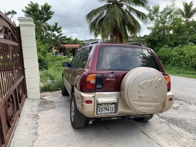 Toyota RAV4 • 1996 • 130,000 km