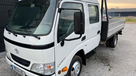 Toyota Dyna • 2002 • 280,000 km