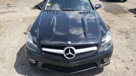 Mercedes-Benz SL-Class • 2011 • 12 km