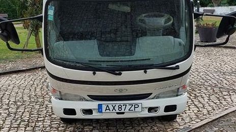 Toyota Dyna • 2006 • 90,000 km