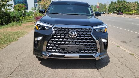 Toyota 4Runner • 2017 • 80,000 km