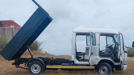 Toyota 4-Runner • 2014 • 160,000 km