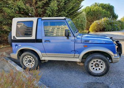 Suzuki Samurai • 1998 • 80,000 km