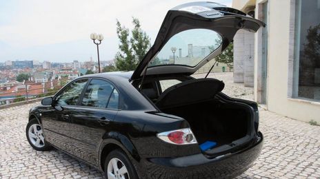 Mazda 6 • 2005 • 100,000 km