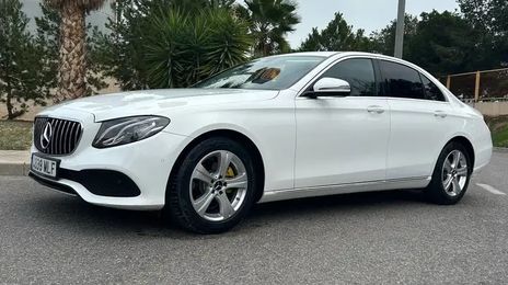 Mercedes-Benz E • 2017 • 158,000 km