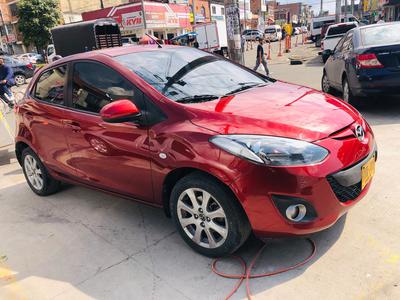 Mazda 2 • 2015 • 59,000 km