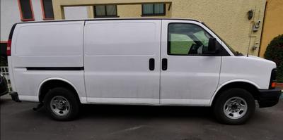 Chevrolet Express 1500 • 2010 • 94,346 km