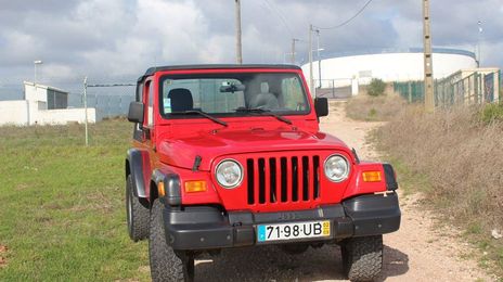 Jeep Compass • 2002 • 89,999 km